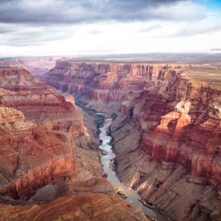 Grand Canyon Tours via Helicopter or Luxury Coach