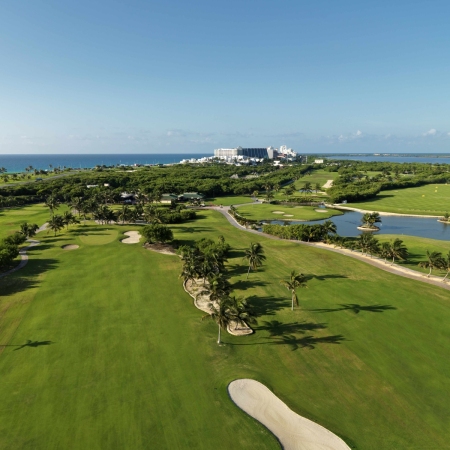 Superb golf courses designed by recognized golf architects