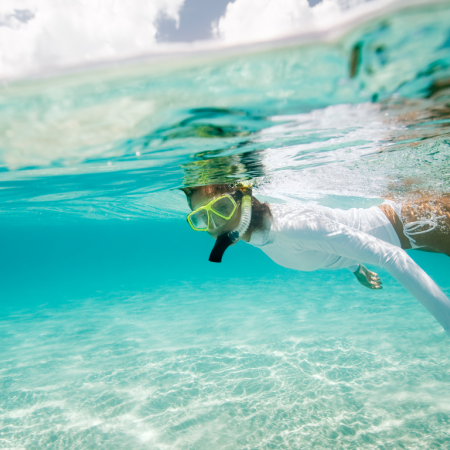 Snorkel or scuba diving in the pristine waters of Mozambique 